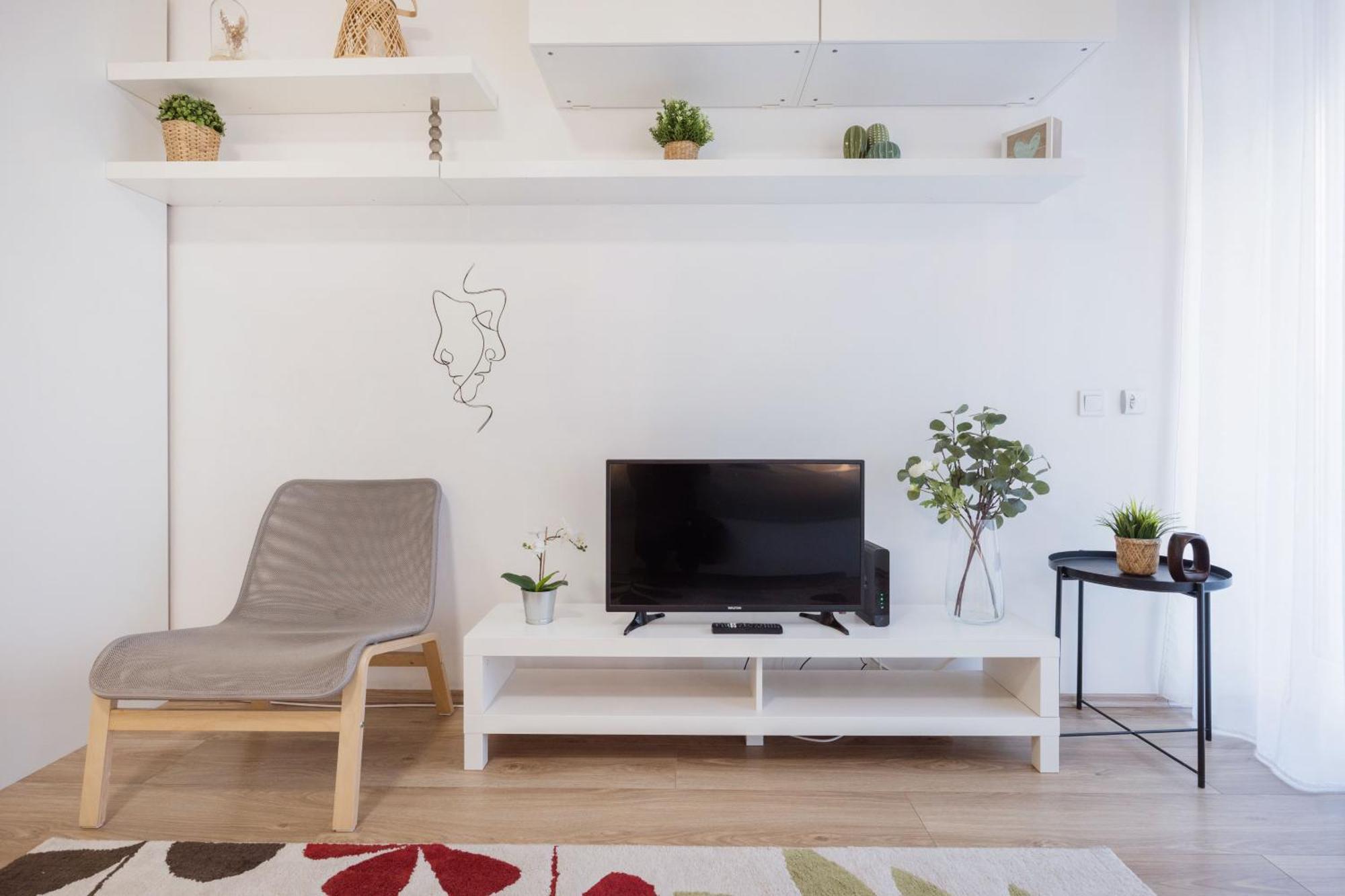 The Chic Crib With Balcony Apartman Budapest Kültér fotó